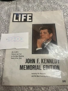 Look & Life ~ Intimate Bio. Magazines JFK Memorial Edition Flight From Dallas - Bild 1 von 2