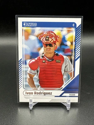 Béisbol MLB 2024 Panini Donruss Iván Rodríguez #35 Texas Rangers Foto 1 de 2