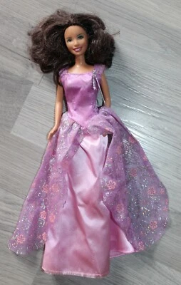 POUPEE BARBIE MATTEL 2001  / VENDEUR SERIEUX ET RAPIDE - Photo 1/3