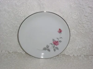 "Plato de pastel de pan Lennold rosa encantada china fina 1583 6-3/8" - Imagen 1 de 3