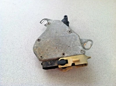 MERCEDES-BENZ 190E W201 1987-1993 ~ INTERRUPTOR DE LUZ DE RESPALDO ~ PIEZA DE FABRICANTE ORIGINAL Foto 1 de 3