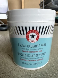 First Aid Beauty FAB - Facial Radiance Pads Glycolic + Lactic Acid - 60 Pads - Bild 1 von 9