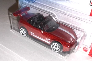 Mazda MX-5 Miata 2020 Hot Wheels '15, entonces y ahora serie #4/10 granate - Imagen 1 de 2