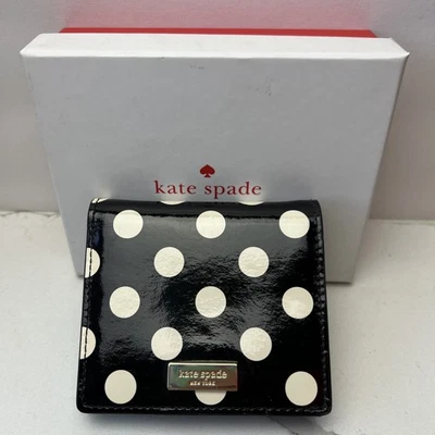 Cartera pequeña Kate Spade negra con lunares blancos transparente ID ventana cremallera moneda Foto 1 de 4