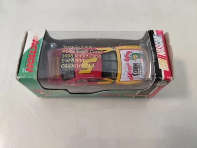 ACTION TERRY LABONTE #5 KELLOGG'S CORNY 1998 MONTE CARLO NASCAR ESCALA 1/64 NUEVO EN PAQUETE Foto 1 de 4