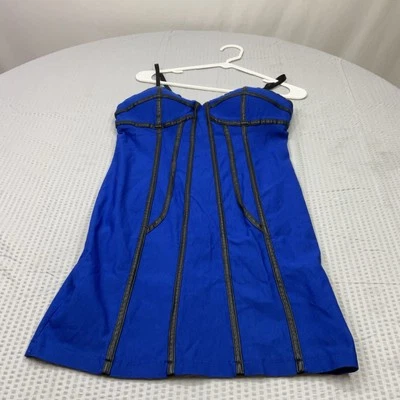 Bodycentral azul real ceñido al cuerpo con detalles de imitación de cuero negro talla grande Foto 1 de 4