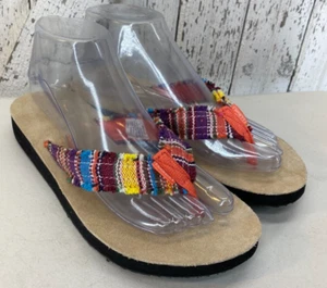 Chanclas LL Bean Rasta Theme Multicolor Tanga Mujer 6 Medianas - Imagen 1 de 6