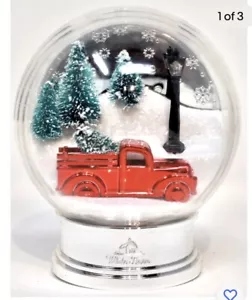 Bath & Body Works 2022 Red Truck Snow Globe Wallflower Plugin Lights Up - Picture 1 of 2