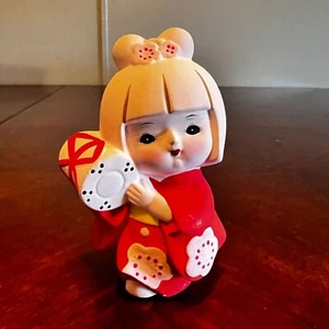 Vintage Japanese Kokeshi Doll Figurine Red Kimono Blonde Bun Hair Collectible - Picture 1 of 7