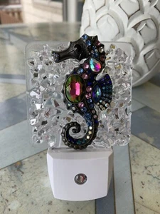 Seahorse Led Dusk To Dawn Night Light New - Picture 1 of 2