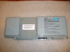 TOSHIBA Portégé R200 PPR21E Batterie Original PA3444-1BRS DC10.8V 3800mAH - Picture 1 of 2