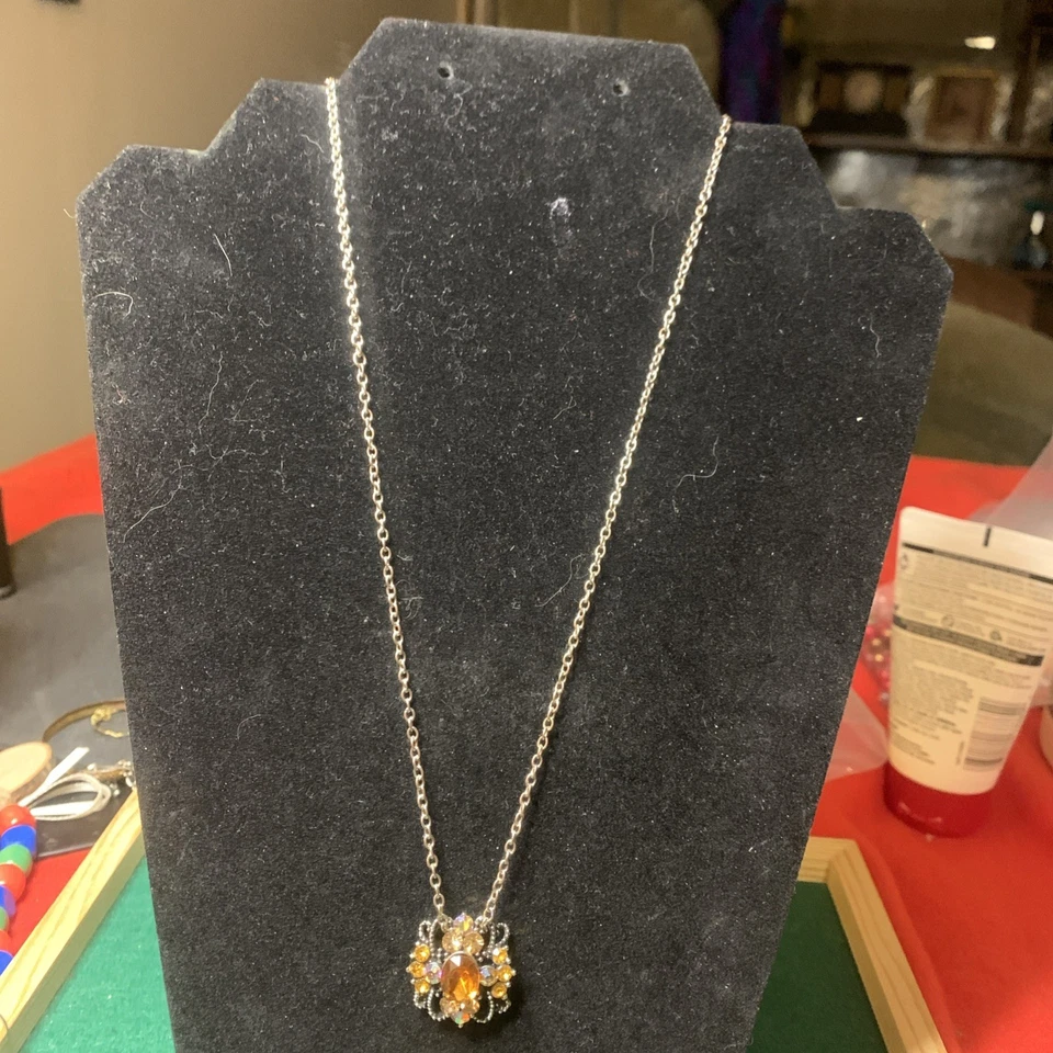 joyería Foto 1 de 3