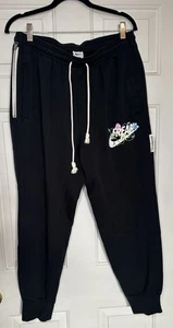 Nike Standard Issue Freak Herren L Jogginghose Sweatpants Schwarz Giannis Antetokounmpo - Bild 1 von 6