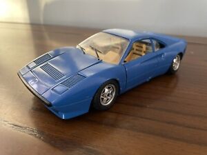 Burago 1984 Ferrari GTO 1:24 Diecast Metal Model Car Blue