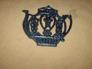 markenlose Metalluntersetzer Teekanne 16 cm lang13,5 cm breit 1,5 cm hoch - Bild 1 von 4