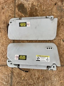 97-02 Ford NAVIGATOR Expedition DUAL Sunvisors w/ Sun Visor Clips Light GRAY - Bild 1 von 16