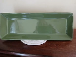Pampered Chef Simple Additions Green Rectangle Serving Tray 16" X 6" - Picture 1 of 3
