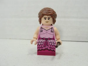 LEGO HARRY POTTER HERMIONE GRANGER VESTIDO ROSA MINIFIGURA hp186 NUEVO 75948 con PARED - Imagen 1 de 2