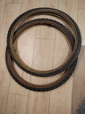 Tioga Psycho-II Pneu Retro Skinwall MTB Agricultor John Nephew 26 X 1.95 Bit Cansado - Imagem 1 de 4