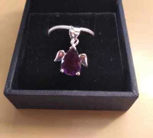 A lovely silver coloured purple stone pendant with 20" snake chain - Picture 1 of 6