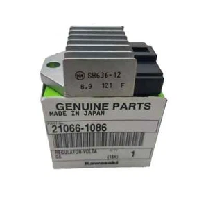 GENUINE KAWASAKI KLX 110 KLX110 2002 - 2009 VOLTAGE REGULATOR 21066-1086 - Picture 1 of 6