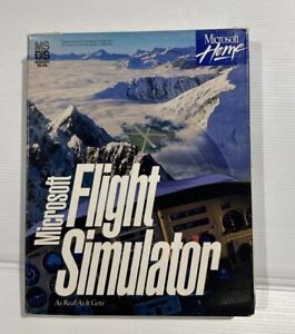 Microsoft Flight Simulator 5.0 MS-DOS 3.5" 1.44 Floppy Disks 1993 Big Box PC
