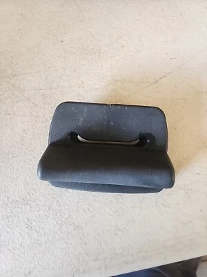 OEM BMW E30 Coupe Rear Seatbelt Trim Cap Cover 84-91 318is 325es 325is 325ix J1 Foto 1 de 3
