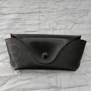 Occhiali da sole Ray-Ban vintage custodia nera difettosa - Foto 1 di 11