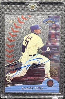 Auto de recompra Topps Finest Sammy Sosa 2000 2025/24 paquetes 1:1.788 Cubs Foto 1 de 4