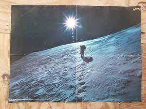 15.5" x 21" MOON SURFACE POSTER BY BANANAS SCHOLASTIC FROM 1977*20DD - Picture 1 of 3