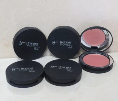 5 IT COSMETICS BYE BYE PORES BRIGHTENING BLUSH - NATURALLY PRETTY - 0.192OZ - Image 1 of 2