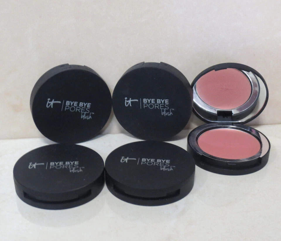 (5) IT COSMETICS BYE BYE PORES BRIGHTENING BLUSH - NATURALLY PRETTY - 0.192OZ - Image 1 of 2