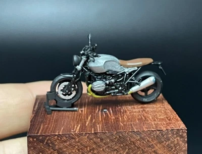ZD 1:64 R nineT Motorcycle Motor Bike Model Resin BN - Image 1 of 3