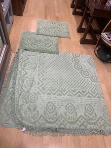 Vintage Chenille King Bedspread Blanket 3 Pc 2 Pillowcases EUC Sage Green HTF - Picture 1 of 12