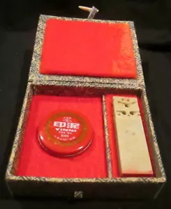Vintage Hand Carved Chinese Hard Stone Chop Seal In Original Box With Red Paste - Picture 1 of 5