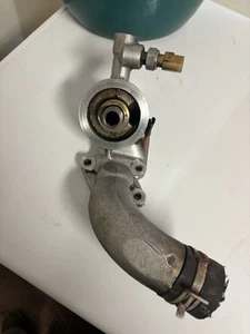 👀👀96-04 MUSTANG GT 4.6L 2V OIL COOLER OIL FILTER ADAPTER OEM - Picture 1 of 4