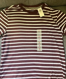 Boys Old Navy Striped Maroon & White T-Shirt Size M (8) NWT - Picture 1 of 2
