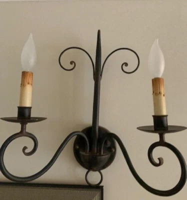 HIERRO FORJADO COMEDOR, SALÓN, COCINA, PASILLO APLIQUE DE PARED 2 LUCES 16" ALTURA Foto 1 de 4