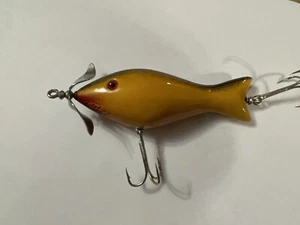 Vintage MACK FINCH Florida Fishing Lure Heddon Style Yellow Minnow Bass Bait - Picture 1 of 12