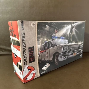 Ghostbusters Ecto-1 Mini Car 1/18 Scale Detailed Diecast Used - Picture 1 of 6
