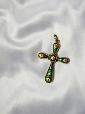 Religiöser Anhänger Kruzifix / Kreuz alt Bressans Emaille grün und Messing vergoldet - Bild 1 von 4