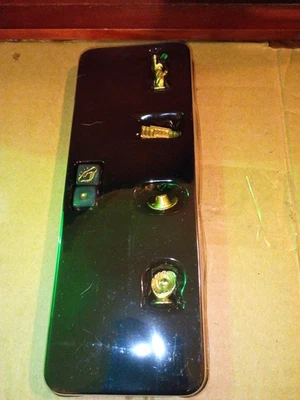 Monopoly Here & Now 2015 repuesto tono dorado 4 fichas + dados. Foto 1 de 2