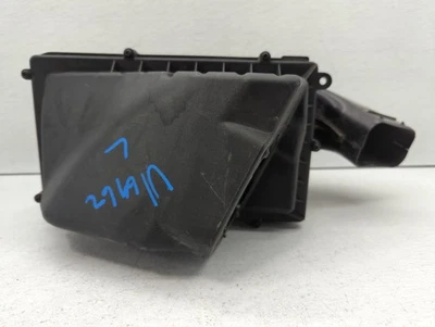 2013-2014 Jaguar Xf Air Cleaner Intake-duct Hose Tube TWPH9 - Image 1 of 4