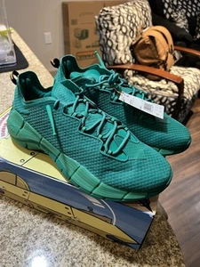 Reebok Flintstones Meet Jetsons x Zig Kinetica 2 The Great Gazoo - Picture 1 of 5