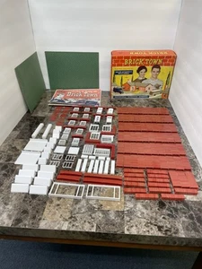 Brick Town COMPLETE Set Vintage Tri-State Block City BT-1000 869 Pieces - Picture 1 of 11