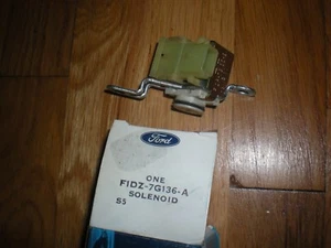 NOS 1991 1992 1993 FORD TAURUS AXOD BY-PASS CLUTCH SOLENOID - Bild 1 von 1