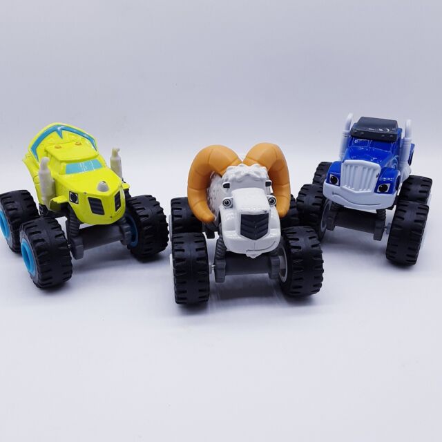 Desenhos animados blaze e monstro máquinas o monstro blaze os suvs o  brinquedo de pelúcia carros