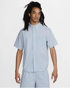 Nike Life Men's Short-Sleeve Seersucker Button-Down Shirt FN3222-440 MSRP $95 M - Picture 1 of 3