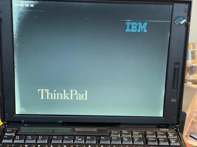 IBM ThinkPad 760ED DE COLECCIÓN ENCENDIDO *LEER DESCRIPCIÓN* PARA PIEZAS / NO FUNCIONA Foto 1 de 4