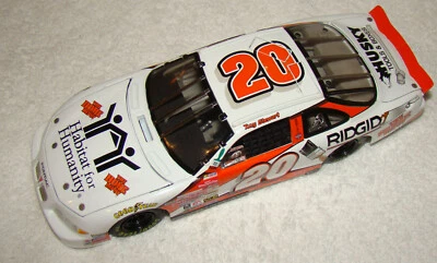 Pontiac Grand Prix 1999 Tony Stewart #20 Habitat For Humanity Lionel/Acción 1:24 Foto 1 de 4